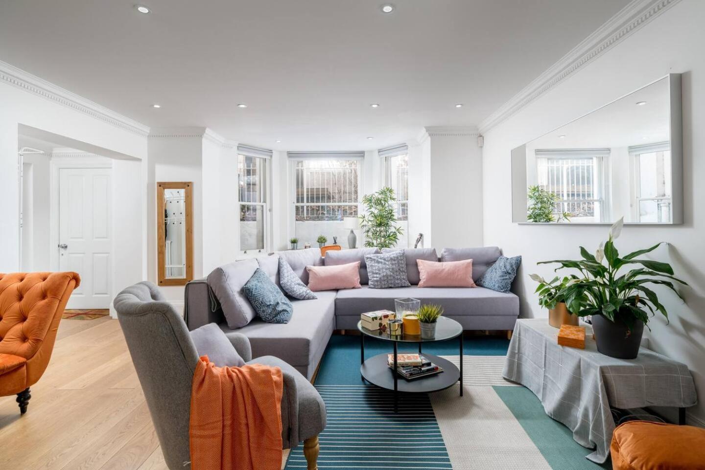 Ferienwohnung Niru Experience Luxury Boutique Garden 2Bd 2Ba London Exterior foto