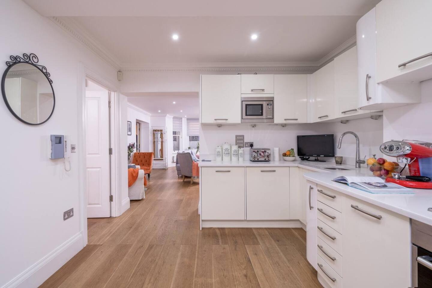 Ferienwohnung Niru Experience Luxury Boutique Garden 2Bd 2Ba London Exterior foto